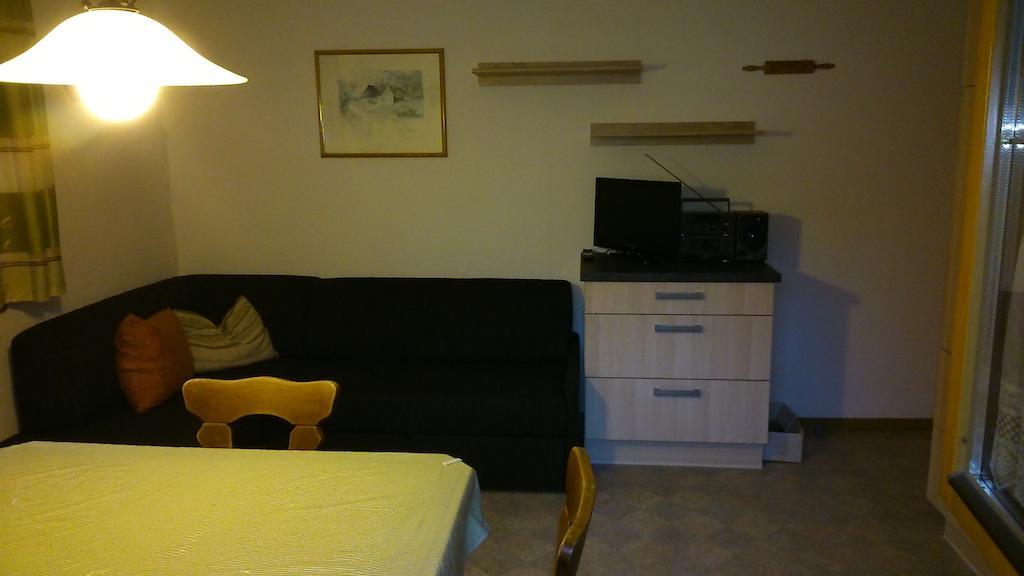Haus Schiestl Apartment Цел ам Цилер Стая снимка