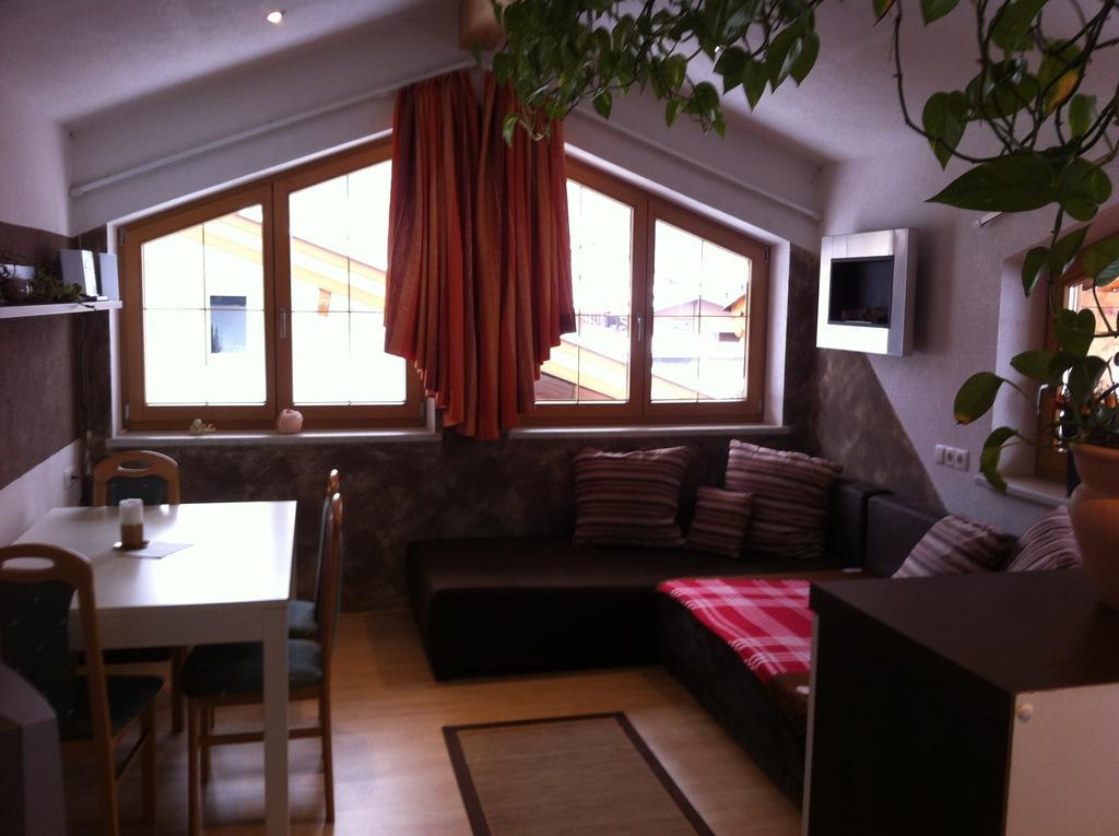 Haus Schiestl Apartment Цел ам Цилер Стая снимка