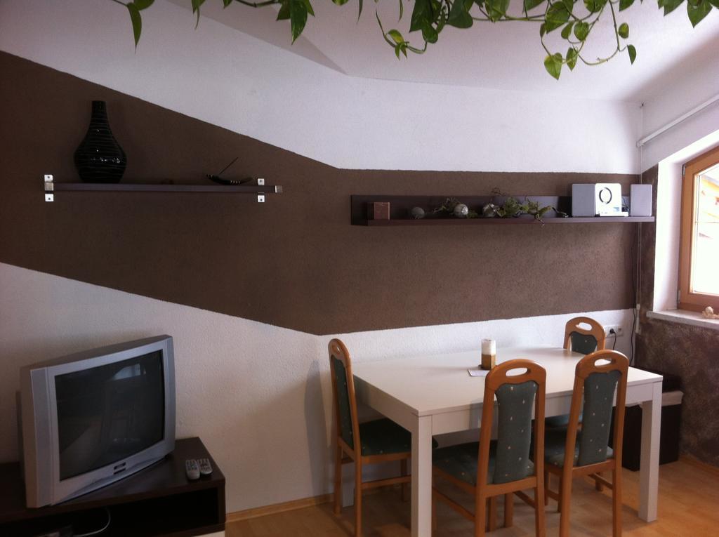 Haus Schiestl Apartment Цел ам Цилер Стая снимка